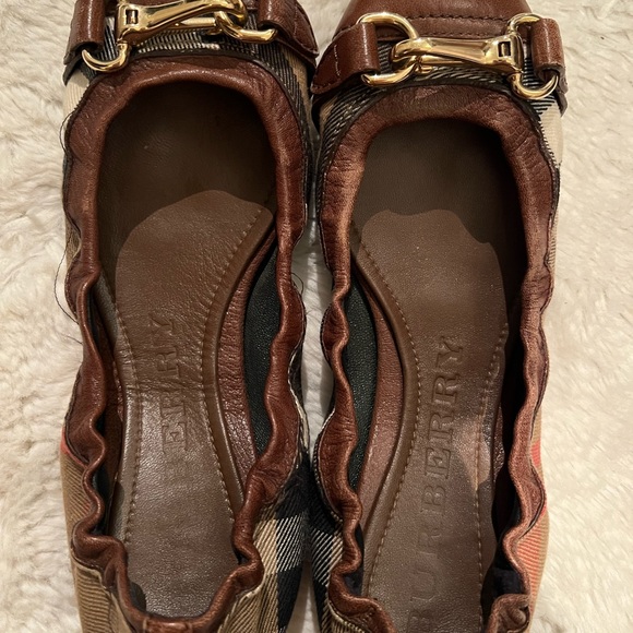 Burberry Ballet Flats - Picture 6 of 6